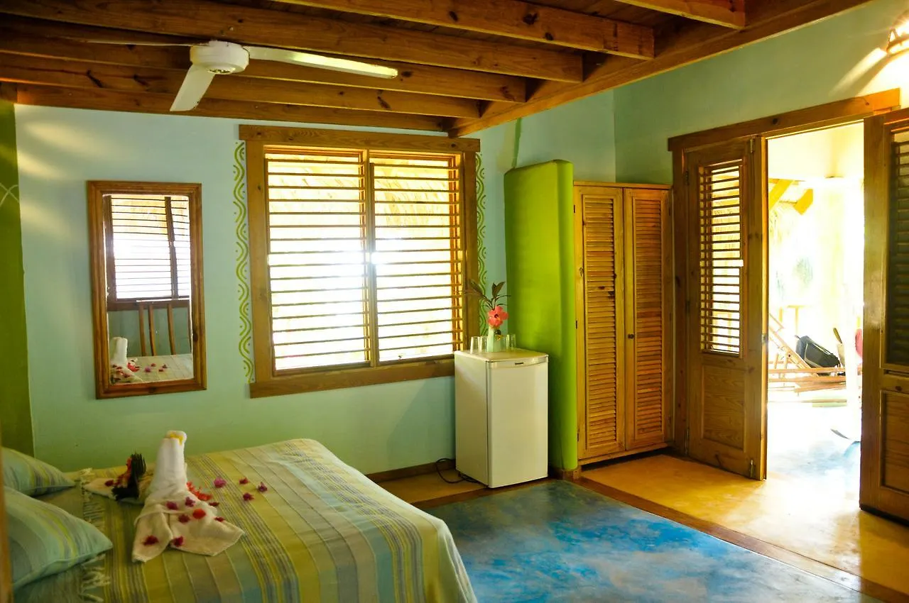 Las Ballenas Escondidas Hotel Samana